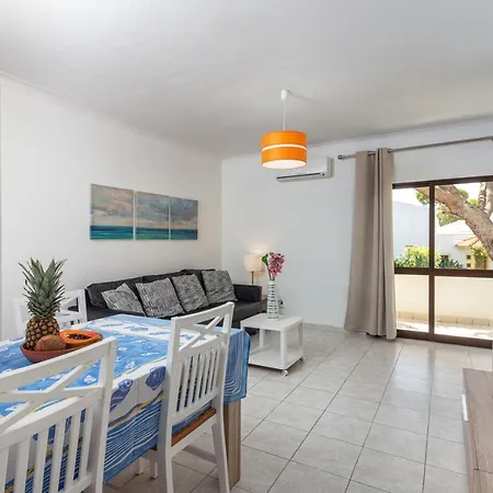 アパート Host Wise - Fresh Sunny Flat With Pool & Terrace オーリョス・デ・アーグァ