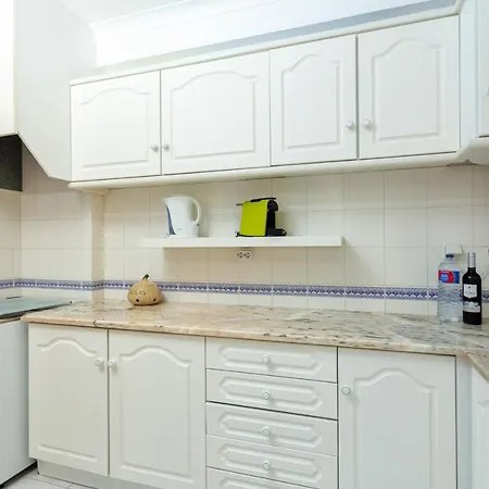 Apartment Host Wise - Fresh Sunny Flat With Pool & Terrace