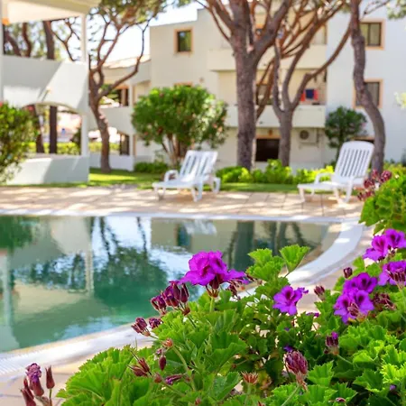 Host Wise - Fresh Sunny Flat With Pool & Terrace Apartment