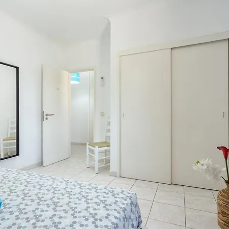 Apartment Host Wise - Fresh Sunny Flat With Pool & Terrace *